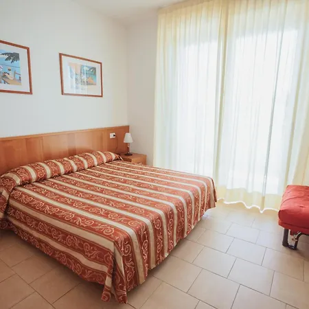 Santo Stefano 3*